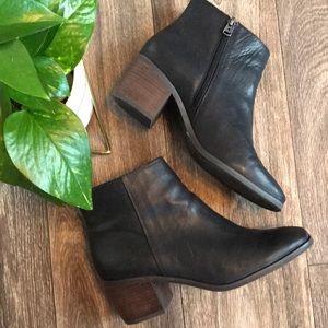 Lucky Brand Leather Ankle Boots Stacked Heel 8.5